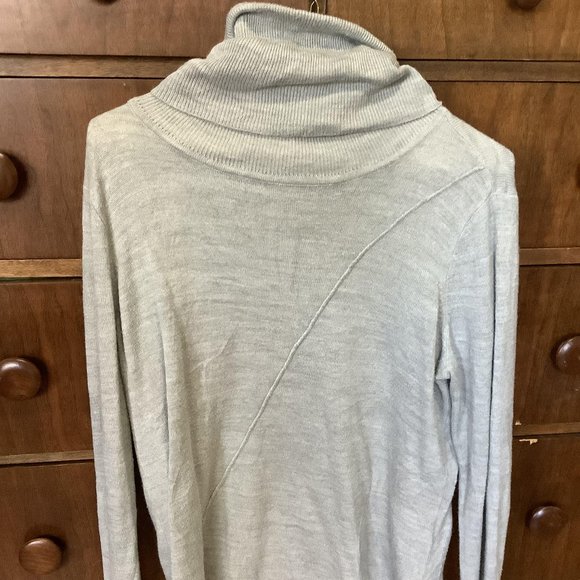 New York & Company Asymmetrical Turtleneck Tunic Sweater - M - Picture 2 of 3